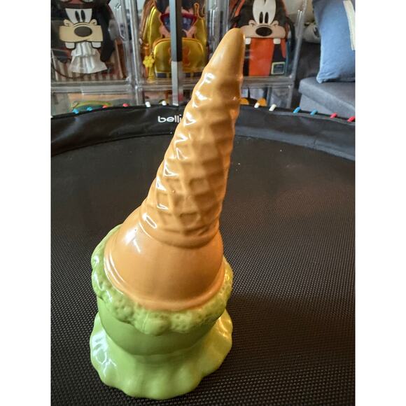 Homegoods Halloween Green Skull Ice Cream Cone - Picture 2 of 3